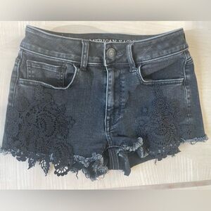 3/$15 American Eagle Black High Rise Shortie Denim short Size 2